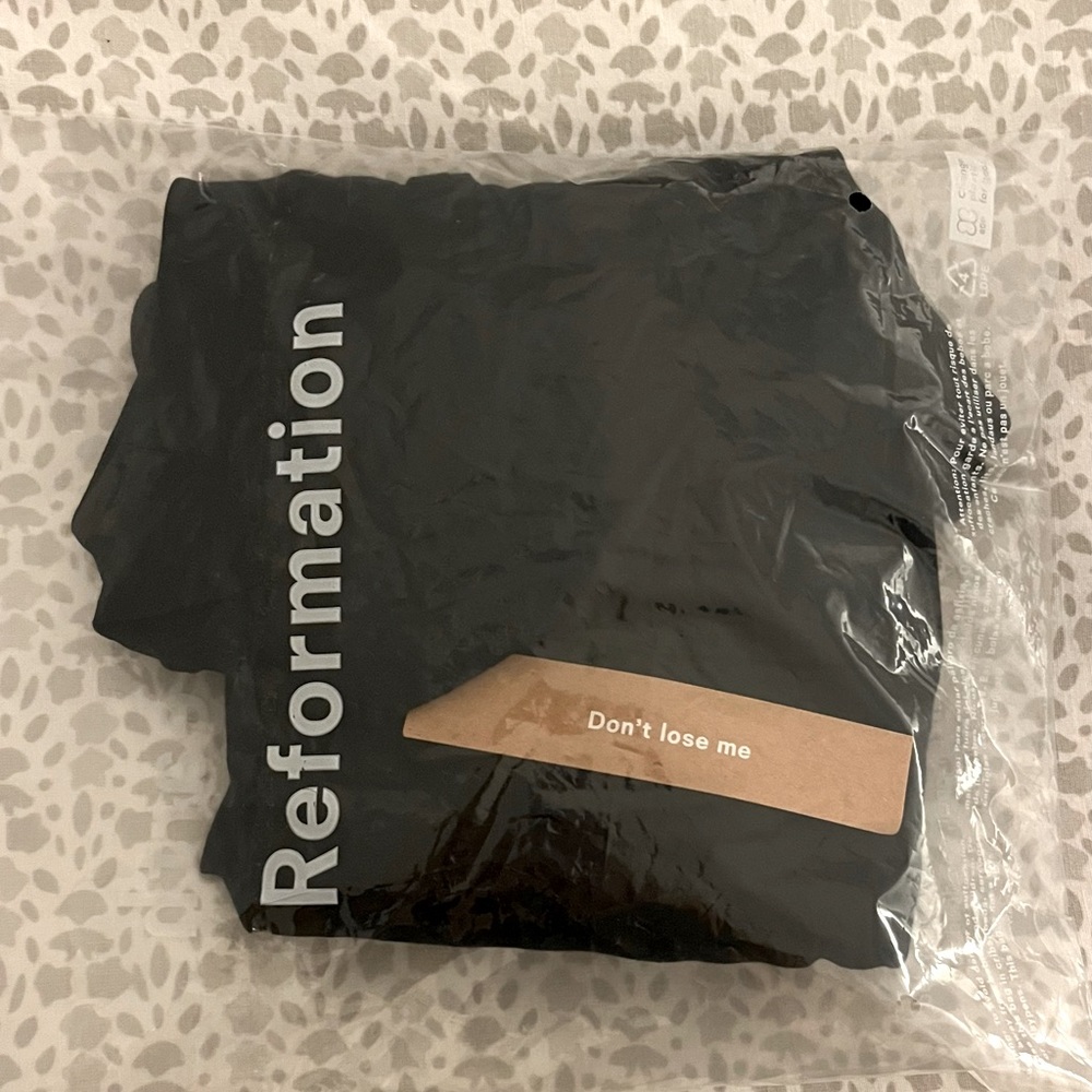 NWT Reformation Damara Dress in size M 🖤 - Picture 6 of 8